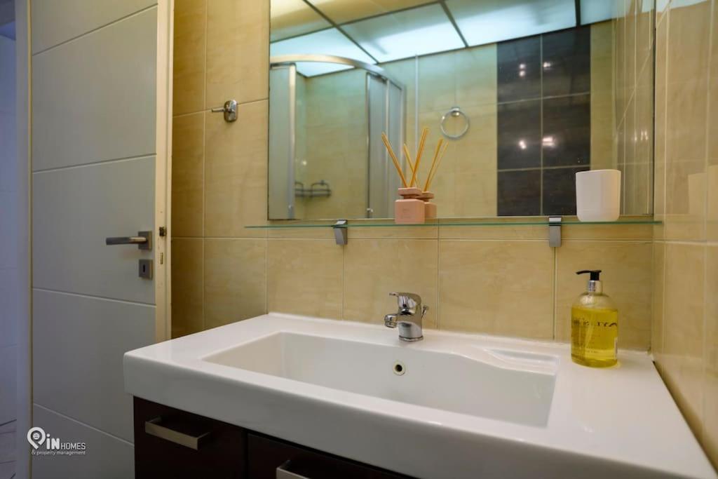 Thyme Out In Athens Appartement Buitenkant foto